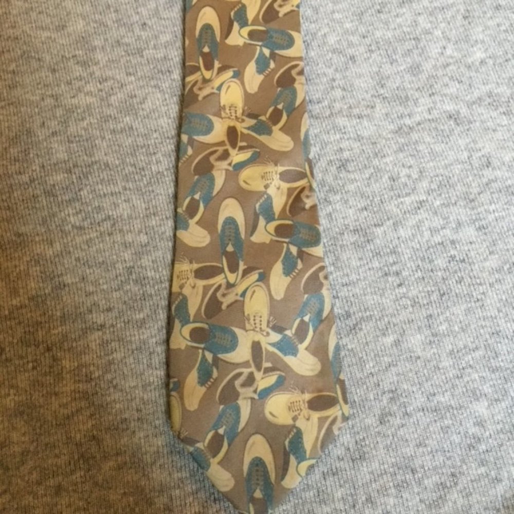 Golf  Shoe TIe